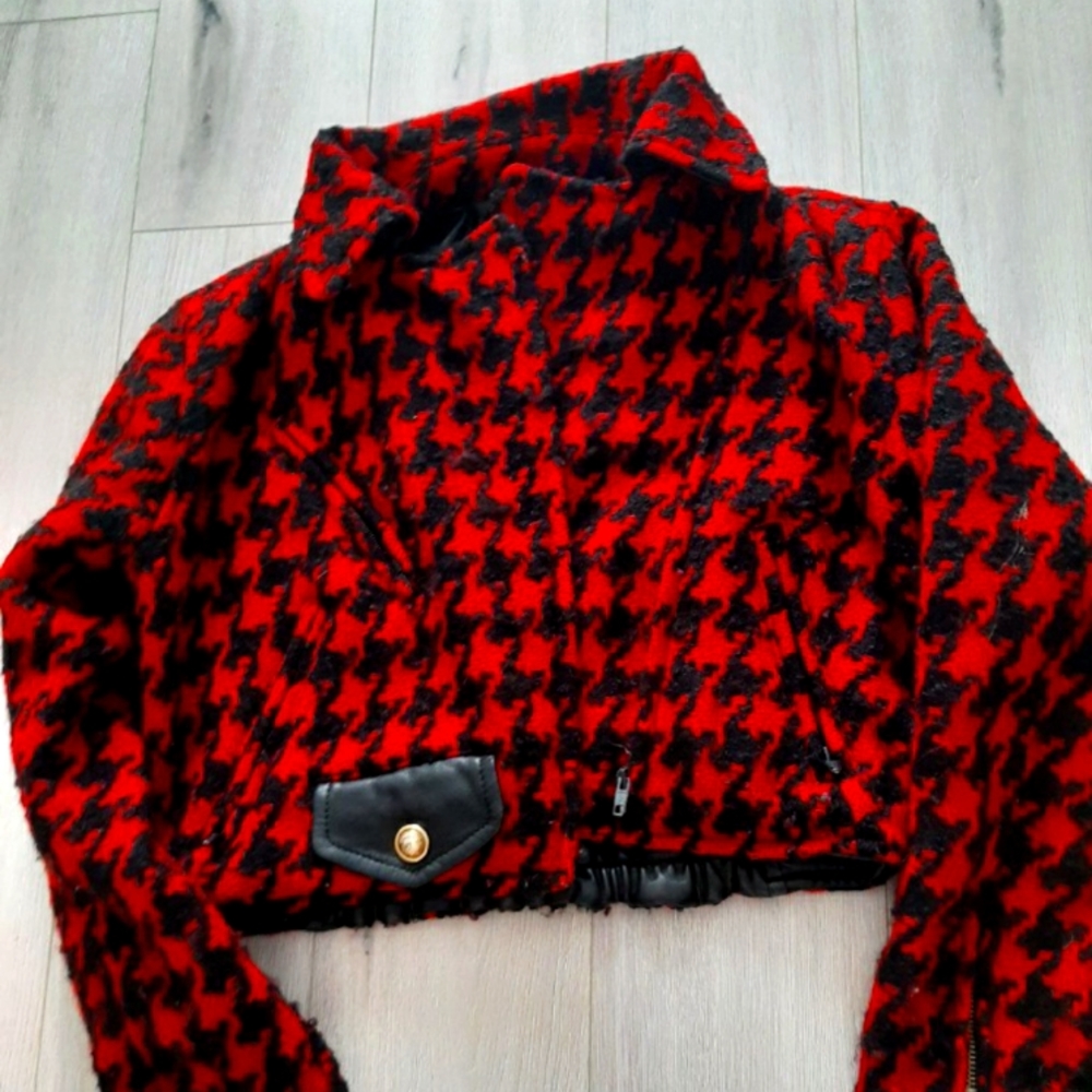 💯 authentic Moschino leather jacket - Picture 3 of 4